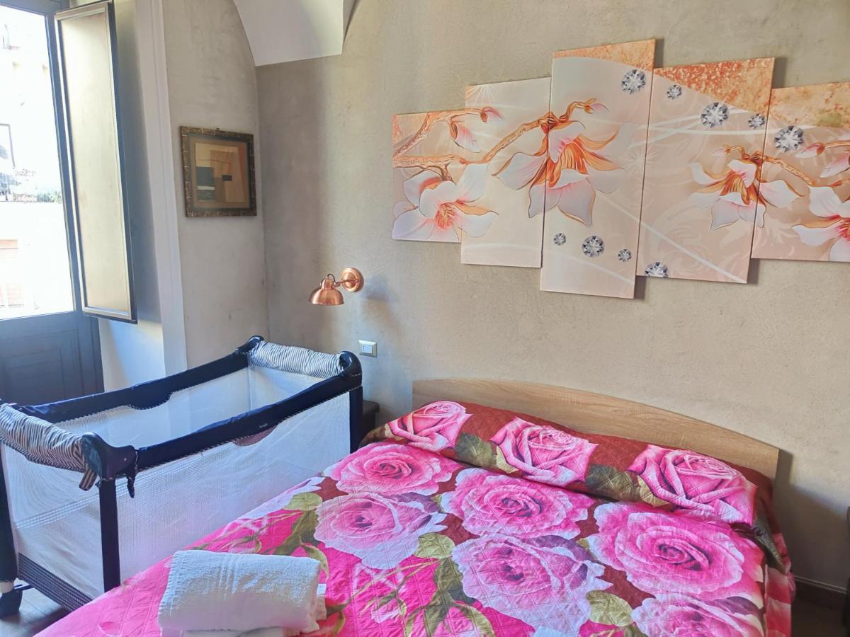 Pantaleone Holiday House Lejlighed Catania Eksteriør billede